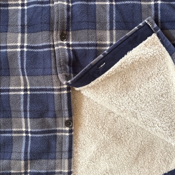 Freedom Foundry Blue Gray Plaid Shacket Flannel Fleece Sherpa Lined Size M - Picture 3 of 6